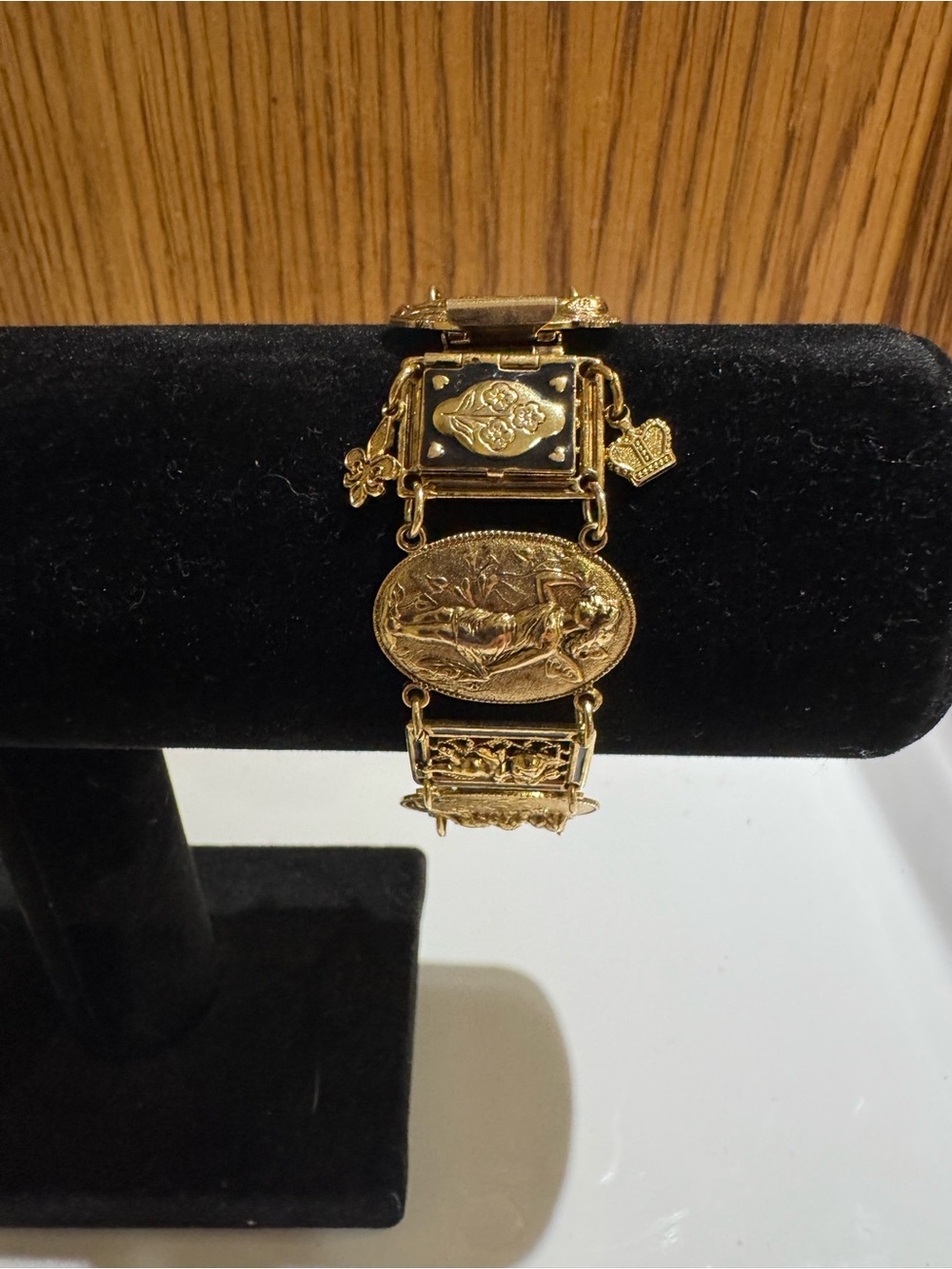 Sweet Romance Victorian Book Locket Bracelet